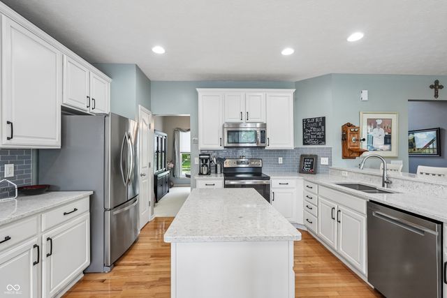 11624 Wedgeport Lane, Fishers, IN 46037