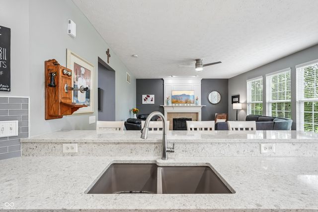 11624 Wedgeport Lane, Fishers, IN 46037