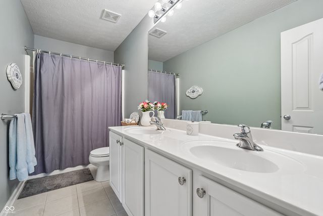 11624 Wedgeport Lane, Fishers, IN 46037