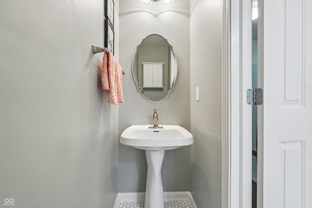 11624 Wedgeport Lane, Fishers, IN 46037