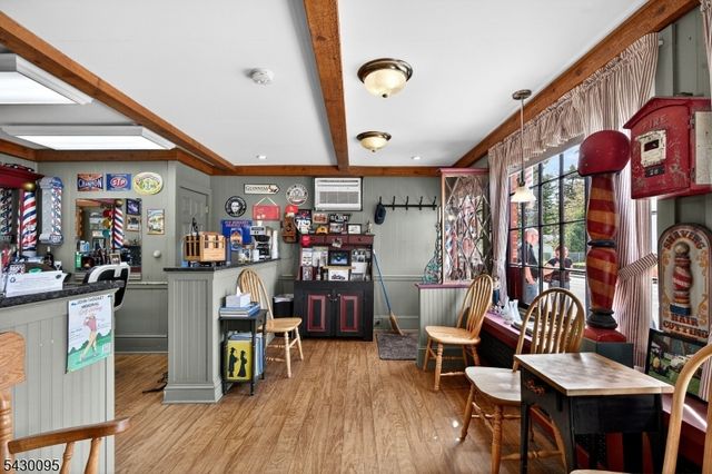90 Hamburg Tpke, Bloomingdale Boro, NJ 07403