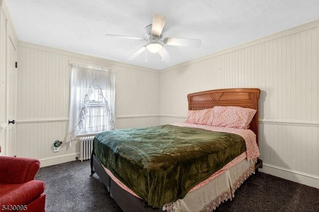 90 Hamburg Tpke, Bloomingdale Boro, NJ 07403