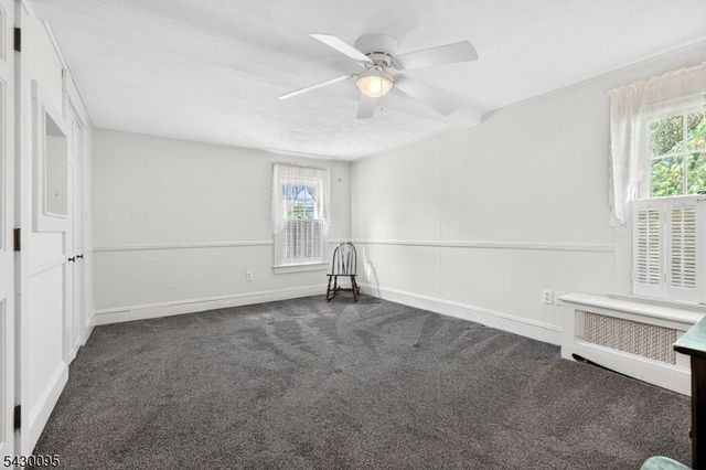 90 Hamburg Tpke, Bloomingdale Boro, NJ 07403