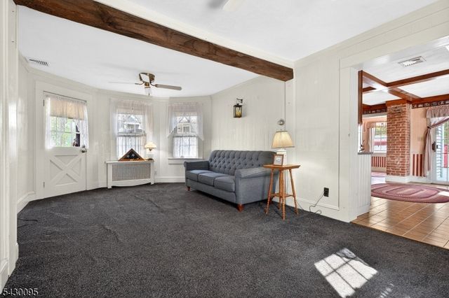 90 Hamburg Tpke, Bloomingdale Boro, NJ 07403