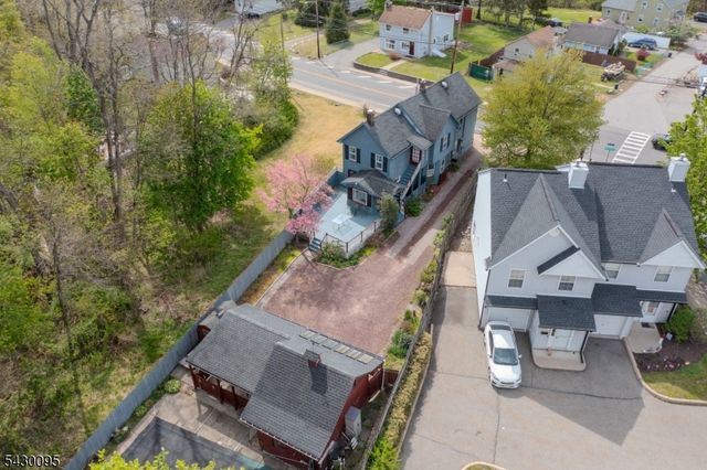 90 Hamburg Tpke, Bloomingdale Boro, NJ 07403