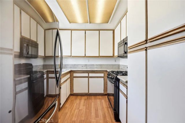 4265 Las Virgenes 2, Calabasas, CA 91302