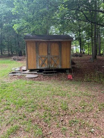 2648 Tribble Mill Road, Lawrenceville, GA 30045