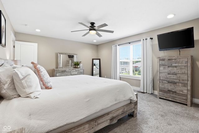 14441 Treasure Creek Lane, Fishers, IN 46038