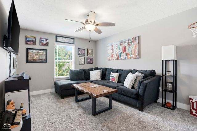 14441 Treasure Creek Lane, Fishers, IN 46038
