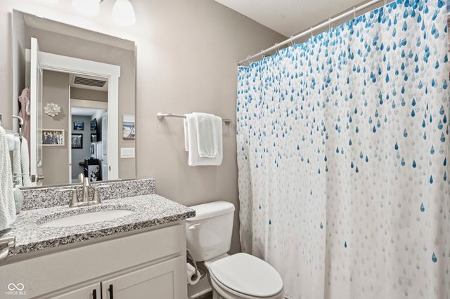 14441 Treasure Creek Lane, Fishers, IN 46038