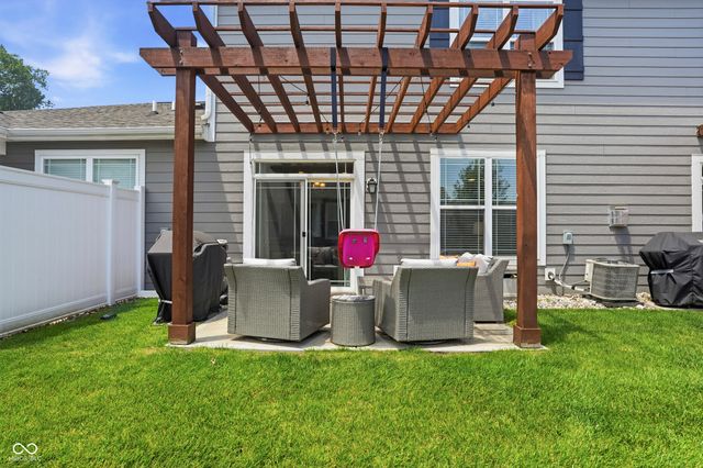 14441 Treasure Creek Lane, Fishers, IN 46038