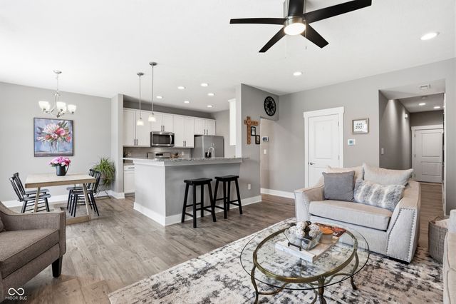 14441 Treasure Creek Lane, Fishers, IN 46038