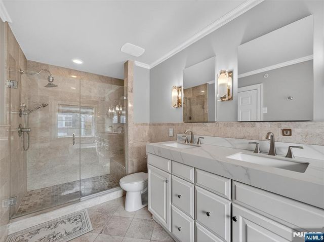 4 Wesmont Drive 1102, Wood Ridge, NJ 07075