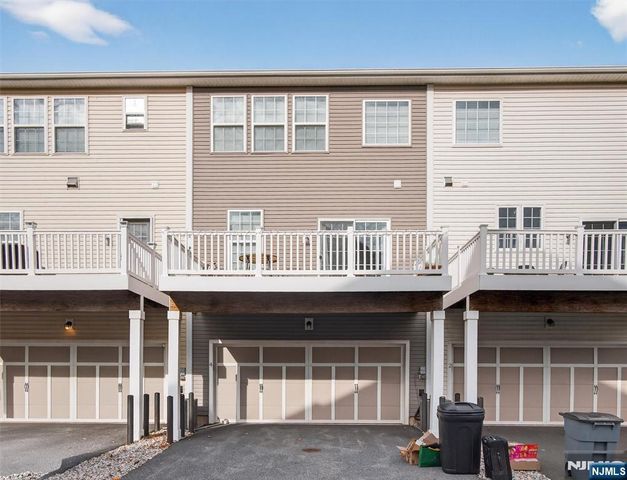 4 Wesmont Drive 1102, Wood Ridge, NJ 07075