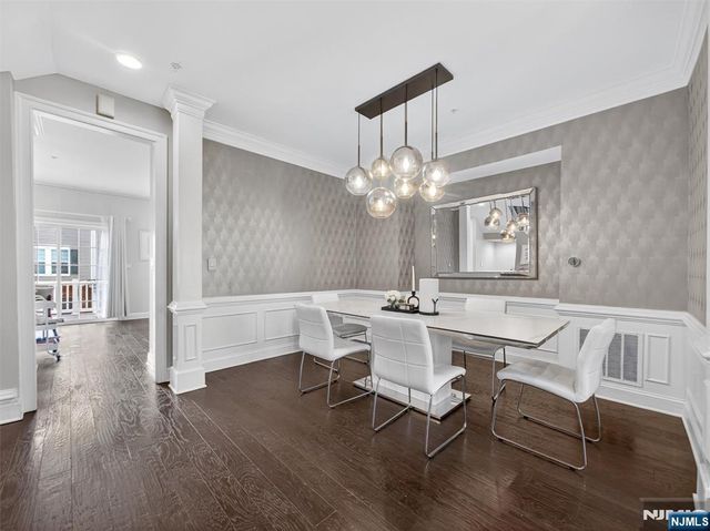 4 Wesmont Drive 1102, Wood Ridge, NJ 07075