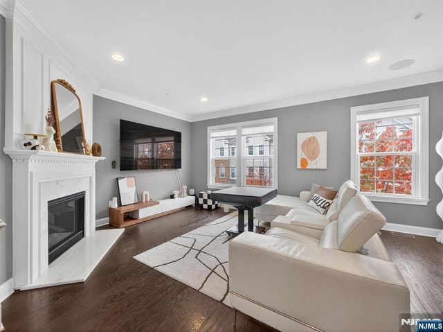 4 Wesmont Drive 1102, Wood Ridge, NJ 07075