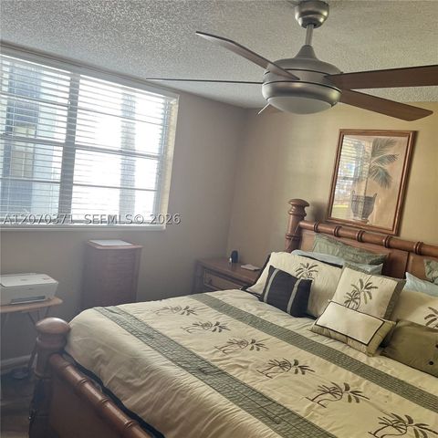 3170 Holiday Springs Blvd 6-105, Margate, FL 33063