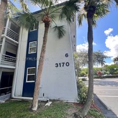 3170 Holiday Springs Blvd 6-105, Margate, FL 33063