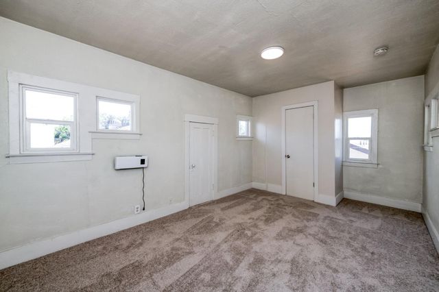 385 N Park, Fresno, CA 93701