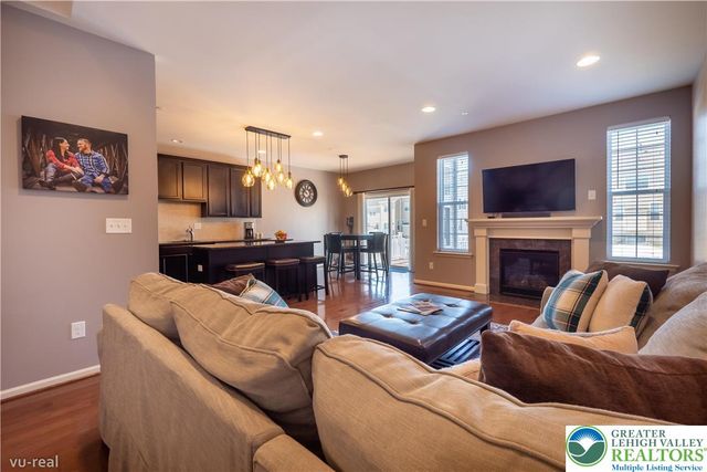 356 Pennycress Road, Upper Macungie Twp, PA 18104