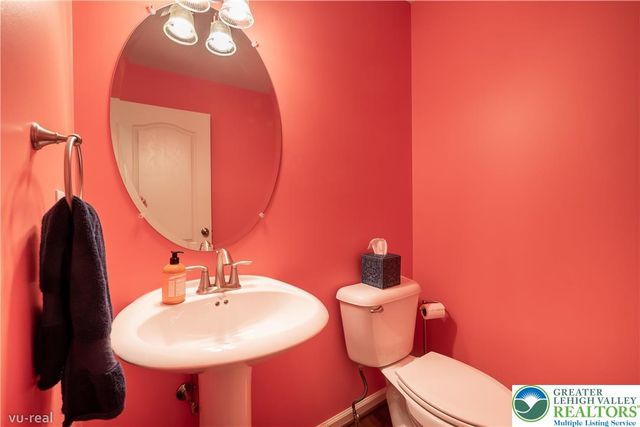 356 Pennycress Road, Upper Macungie Twp, PA 18104