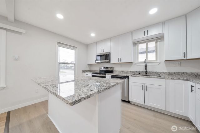 904 B Street SE, Auburn, WA 98002