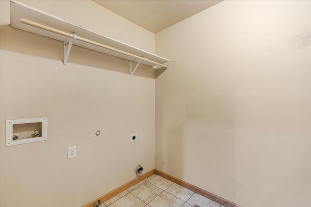 722 NE Redwood Avenue, Redmond, OR 97756