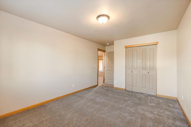 722 NE Redwood Avenue, Redmond, OR 97756