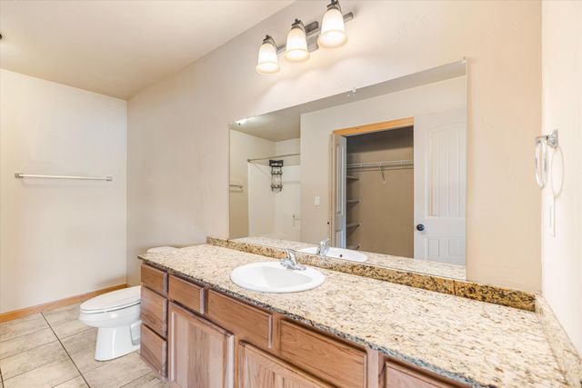 722 NE Redwood Avenue, Redmond, OR 97756