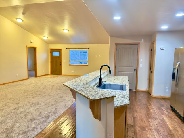 722 NE Redwood Avenue, Redmond, OR 97756