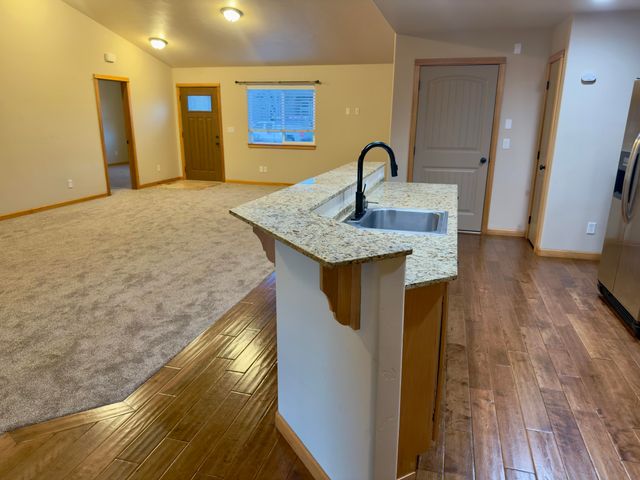 722 NE Redwood Avenue, Redmond, OR 97756