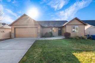 722 NE Redwood Avenue, Redmond, OR 97756