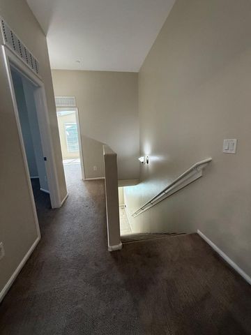 2725 E Mine Creek Road 1151, Phoenix, AZ 85024