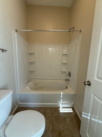 2725 E Mine Creek Road 1151, Phoenix, AZ 85024