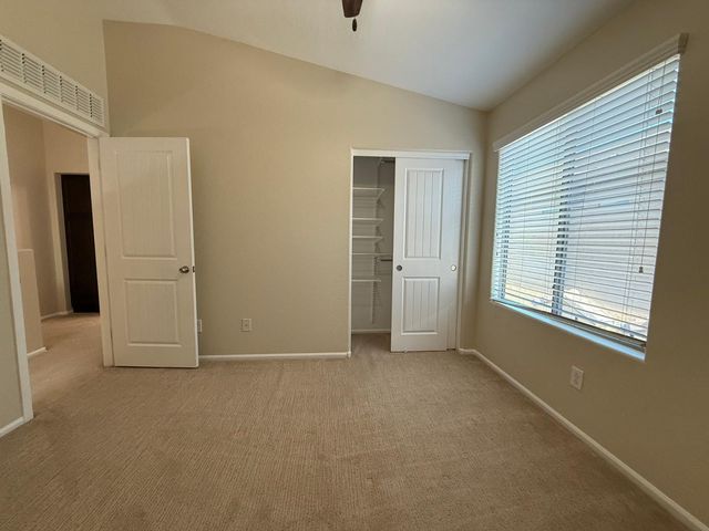 2725 E Mine Creek Road 1151, Phoenix, AZ 85024