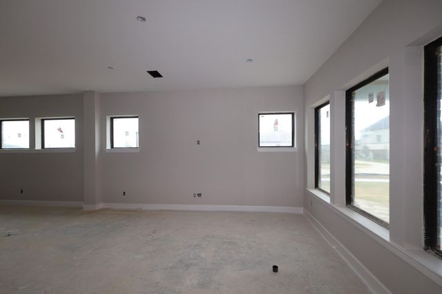 12203 Canal View Boulevard, Mont Belvieu, TX 77523