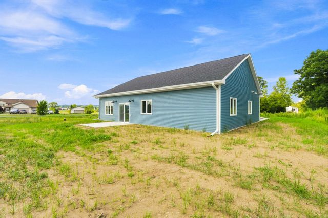 32 256th St Street, Osceola, WI 54020