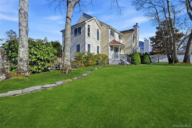 39 Memorial Boulevard, East Moriches, NY 11940