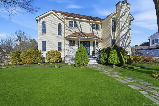 39 Memorial Boulevard, East Moriches, NY 11940