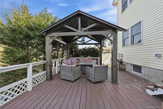 39 Memorial Boulevard, East Moriches, NY 11940