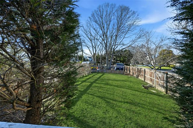 39 Memorial Boulevard, East Moriches, NY 11940