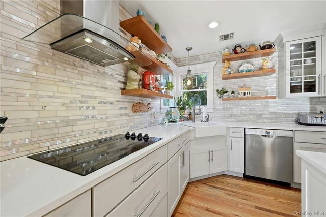 39 Memorial Boulevard, East Moriches, NY 11940