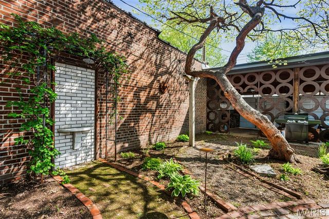 2848 McNair Avenue, St Louis, MO 63118