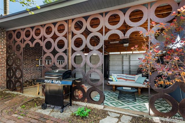 2848 McNair Avenue, St Louis, MO 63118