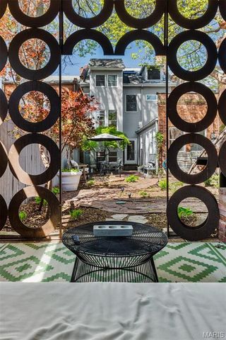 2848 McNair Avenue, St Louis, MO 63118