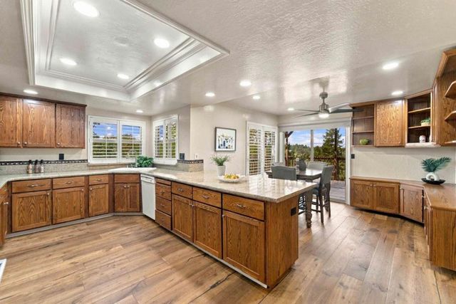 4020 Rhoda Way, Concord, CA 94518