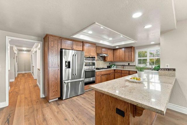 4020 Rhoda Way, Concord, CA 94518