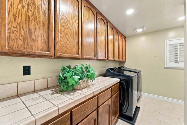 4020 Rhoda Way, Concord, CA 94518