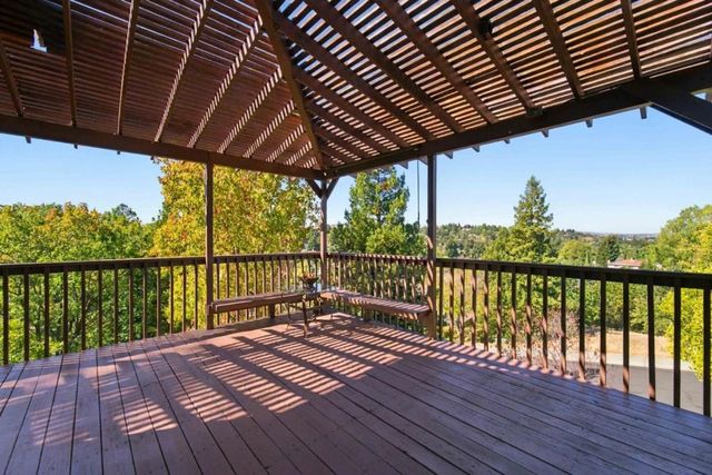 4020 Rhoda Way, Concord, CA 94518