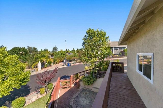 4020 Rhoda Way, Concord, CA 94518